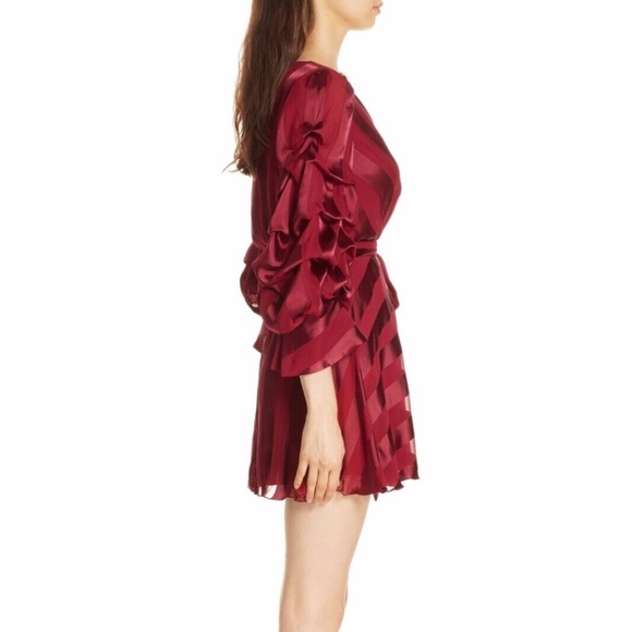 NWT $495 Alice + Olivia Santina Tuck Sleeve Mini Dress in Red - sizes 2 and 4! - Picture 3 of 9
